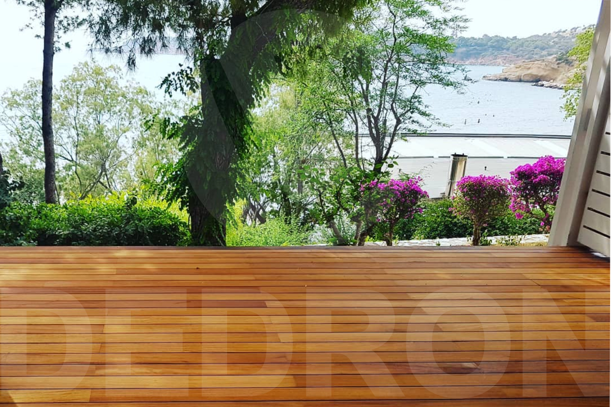 Ξύλινο Deck IROKO