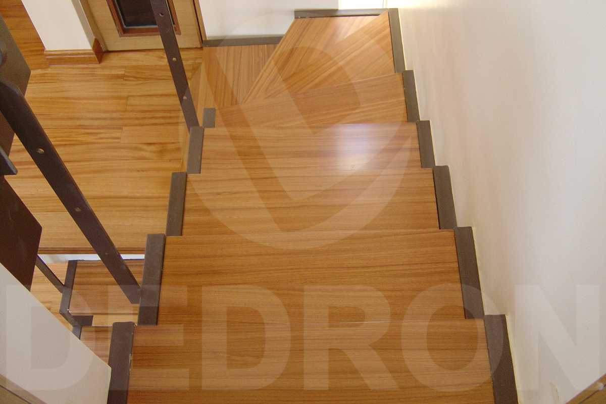 Δρύινη Σκάλα εσωτερικού χώρου